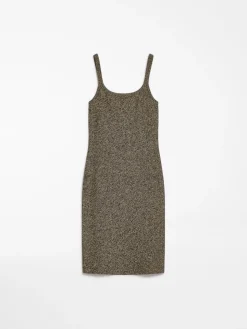 Slim-fit sleeveless dress