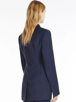 Slim-fit tailored blazer