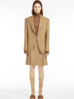 Slim-fit tweed blazer