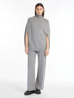 Straight wool trousers