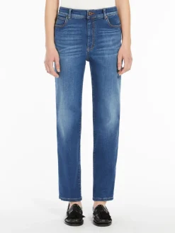 Stretch denim ‘90s jeans