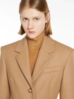 Stretch flannel tailored blazer