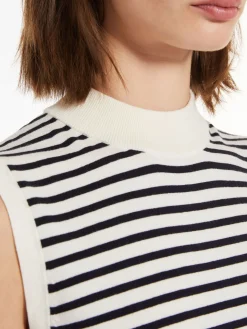 Stretch viscose top
