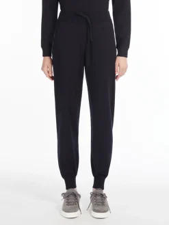 Stretch viscose yarn joggers