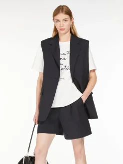Stretch woollen cloth gilet