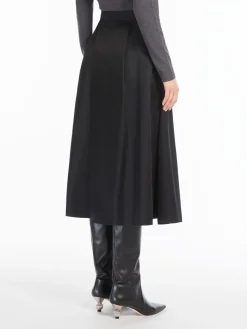 Technical twill wrap skirt