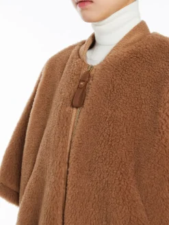 Teddy fabric bomber jacket cape