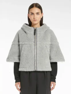 Teddy fabric boxy cape