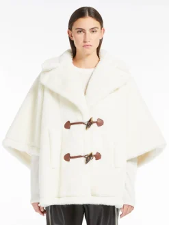 Teddy fabric oversized cape