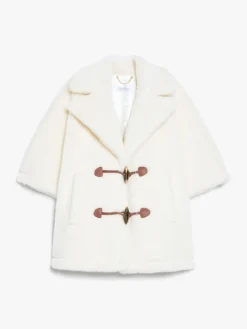 Teddy fabric oversized cape