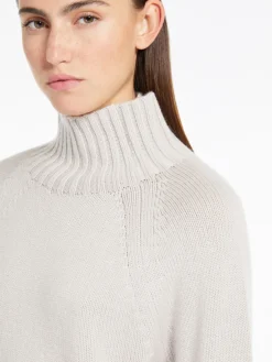 Turtleneck in wool and cashmere