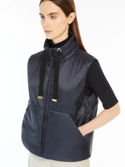 Water-repellent canvas gilet with a stand-up collar