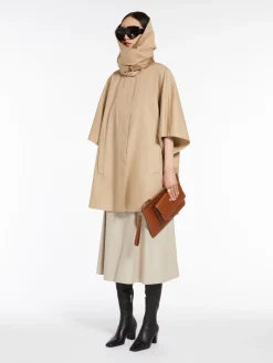 Water-repellent cotton cape