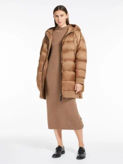 water-repellent down jacket