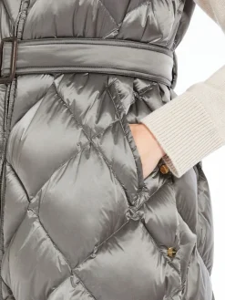 Water-repellent midi gilet