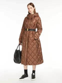 Water-repellent parka