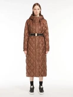Water-repellent parka