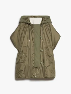 Water-repellent reversible canvas cape