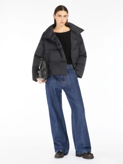 Water-repellent satin down jacket
