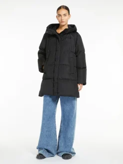 Water-repellent taffeta parka