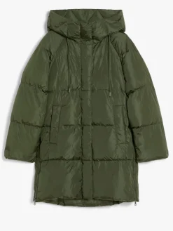 Water-repellent taffeta parka
