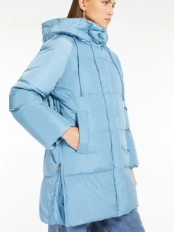 Water-repellent taffeta parka