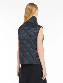 Water-repellent technical canvas gilet