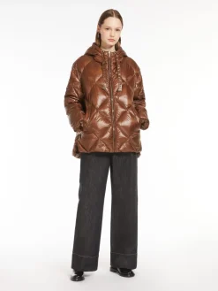 Water-repellent technical fabric down jacket