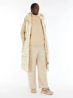 Wide-fit knit fabric trousers