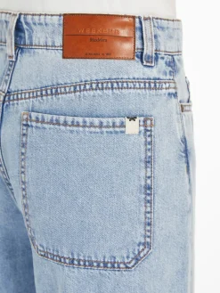 Wide-leg denim jeans
