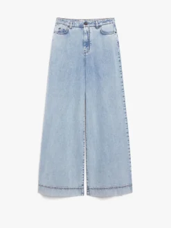 Wide-leg denim jeans
