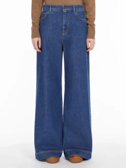 Wide-leg denim jeans