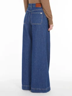 Wide-leg denim jeans