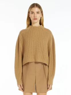 Wool and cashmere cropped jumper