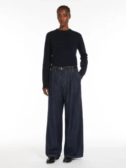 Wool and cashmere jumper