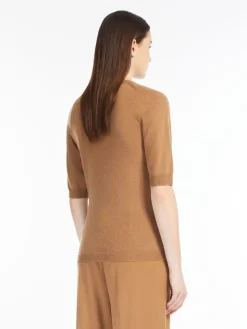 Wool and cashmere knit jumper