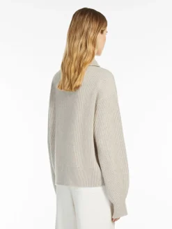 Wool and cashmere ribbed jumper