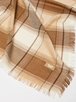 Wool and cashmere shawl