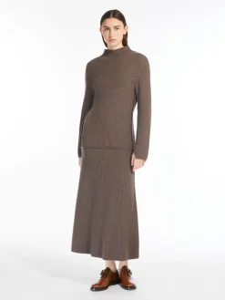 Wool flared skirt