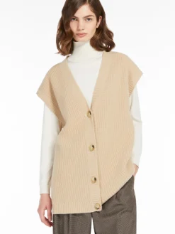 Wool knit fabric gilet