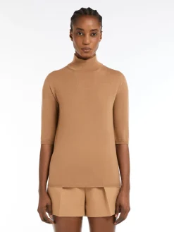 Wool knit turtleneck jumper