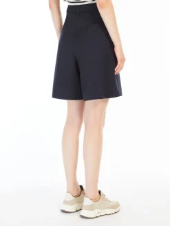 Woollen cloth Bermuda shorts